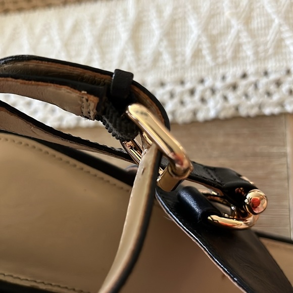 COACH sandals 6.5 - Picture 8 of 8